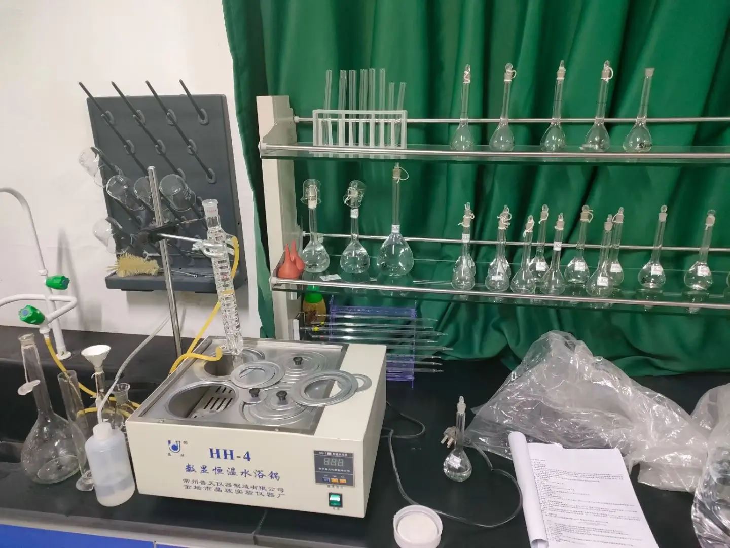 Industrial Mineral Applications for Filtration, Adsorption and Desiccant Projects Laboratory glassware and testing station